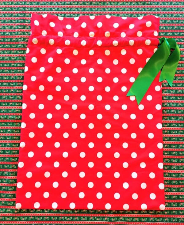 Spotty Ruffle L reusable gift bags